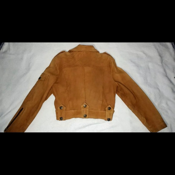 Beautiful Leather Jacket!💕 - Picture 2 of 12